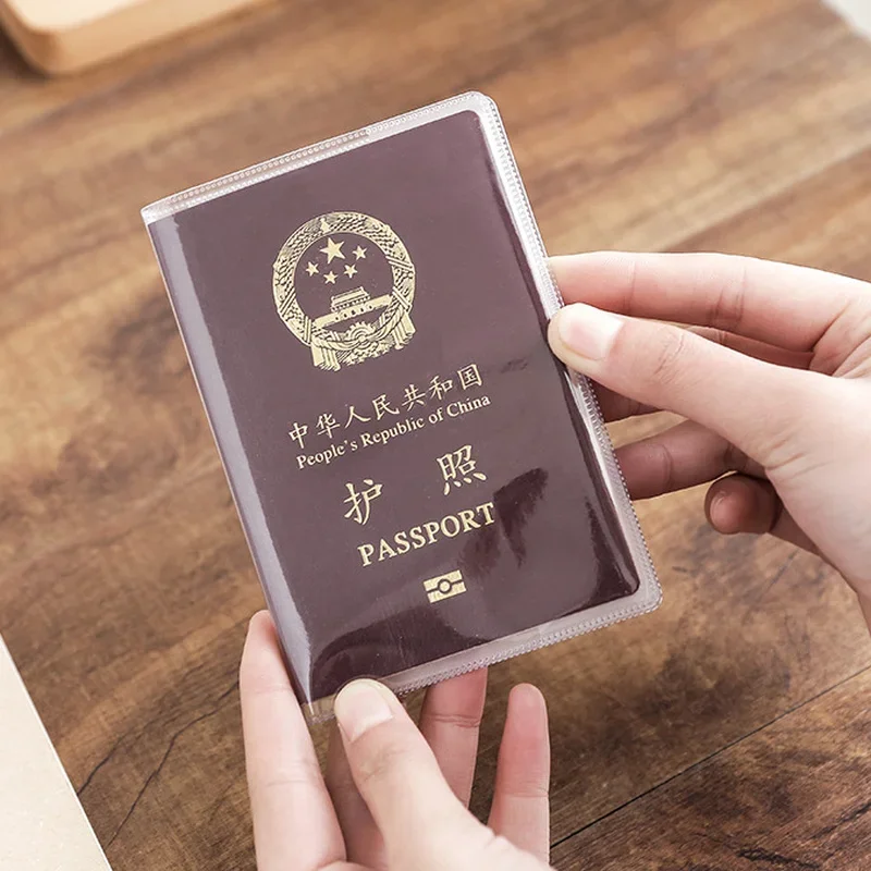 Travel Accessories Useful - Прозрачный матовый водонепроницаемый пылезащитный чехол для
