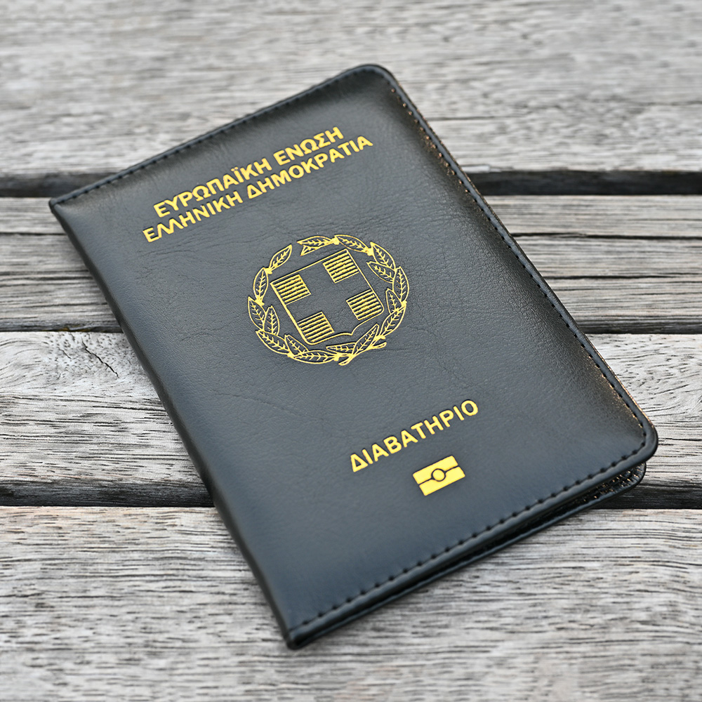 Обложка для паспорта Греческой – обзор и цена Travel Accessories Greece